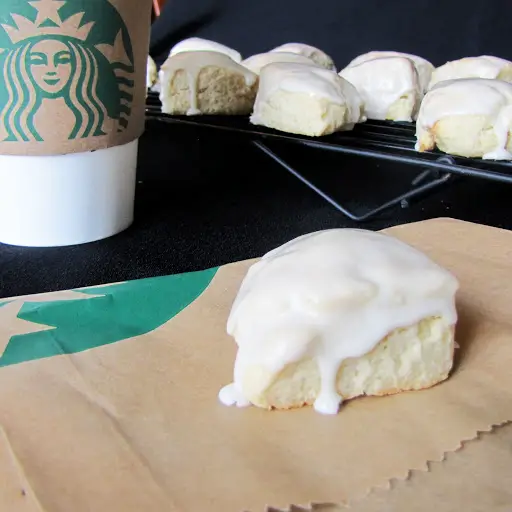 Petite Vanilla Bean Scones